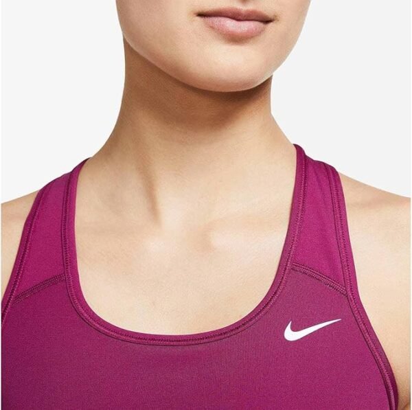 Top Nike Swoosh Feminino - Image 3