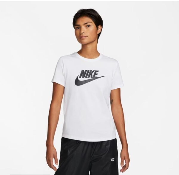 Camiseta Nike Sportswear Essentials Feminina - Image 2
