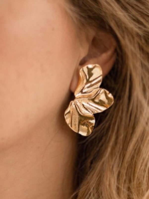 Brincos Femininos Folha Meia Pétala Flor Folheado a Ouro 18k Acessórios Femininos Brinco Dourado - Image 3