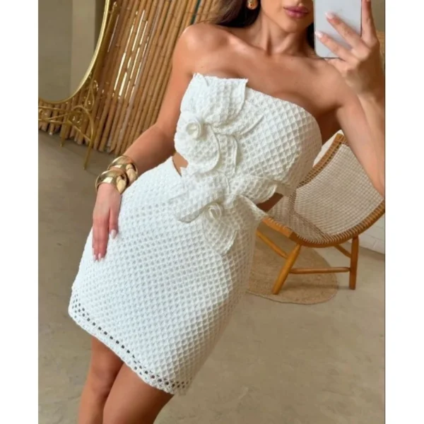 Vestido curto flor feminino com bojo