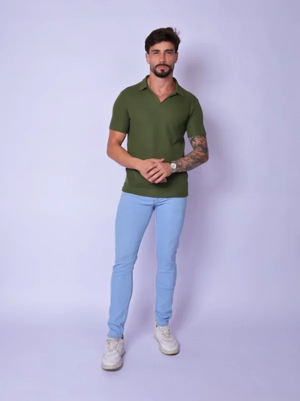 Polo Masculina Texturizada Slim Fit com Gola Sem Botão