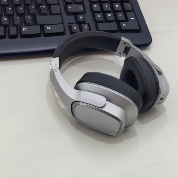 Fone de Ouvido Sem Fio Bluetooth Alto Falante Headphone Viva Voz - Image 4