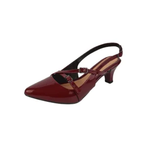 Sofisticação Apurada: Scarpin com Duas Fivelas Delicadas
