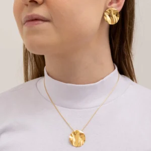 Conjunto Brinco e Colar Redondo Amassado Banhado a Ouro 18K