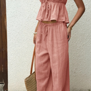 Conjunto de Top Tomara que Caia e Calça Casuais
